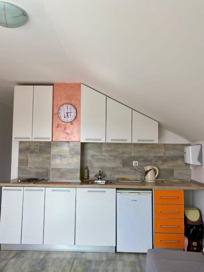 Apartments Kuc Тиват Экстерьер фото