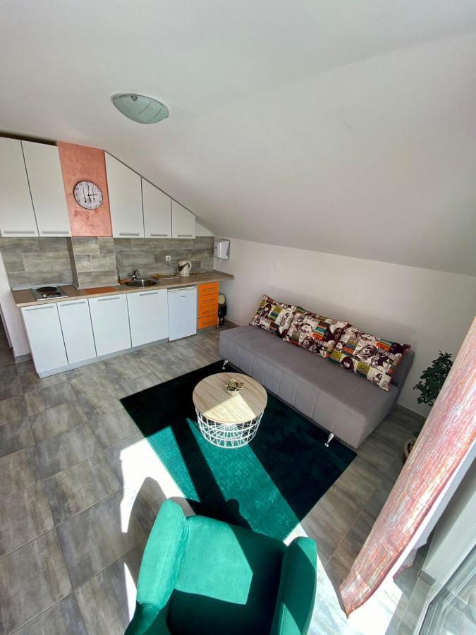 Apartments Kuc Тиват Экстерьер фото