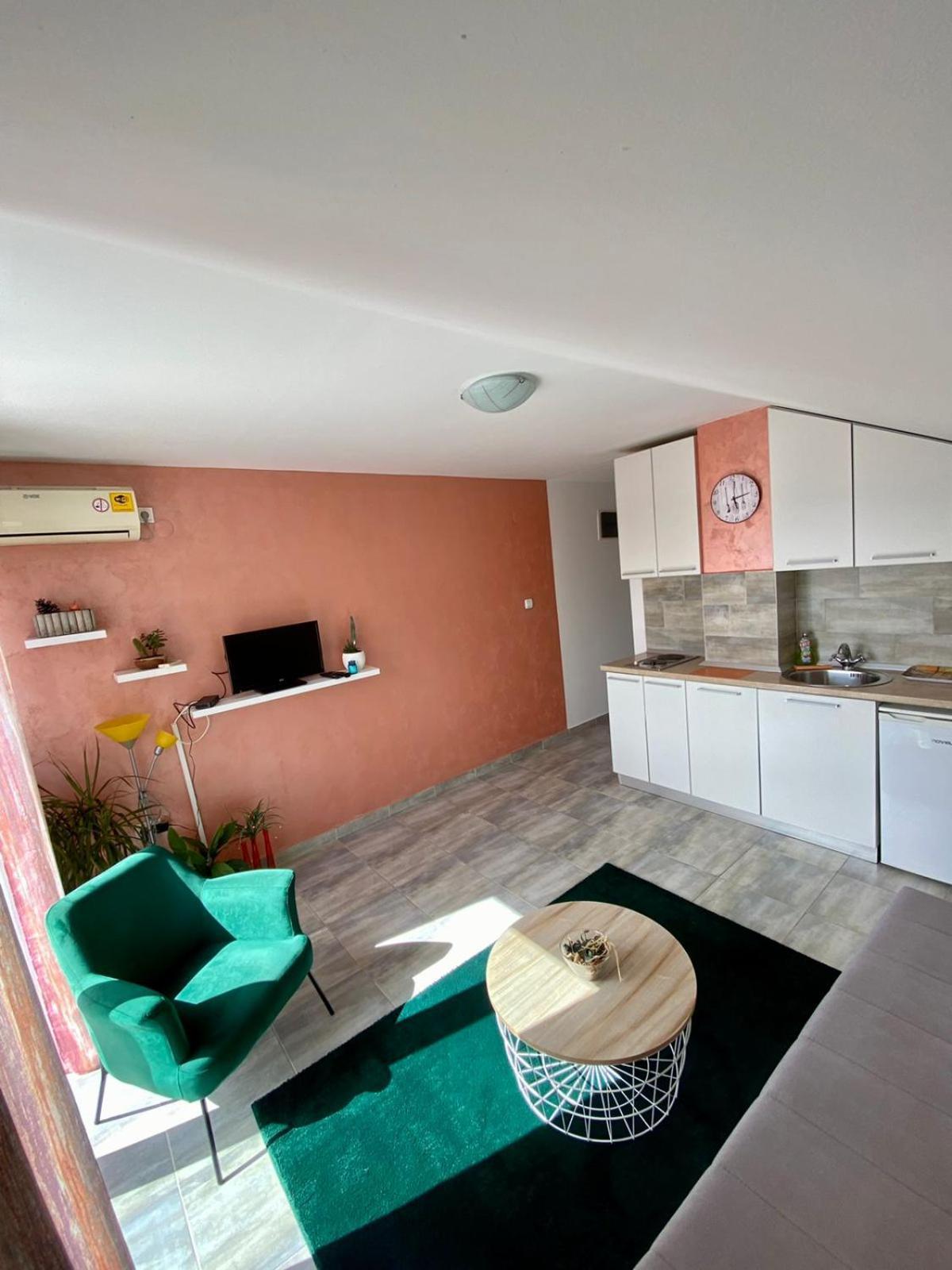 Apartments Kuc Тиват Номер фото